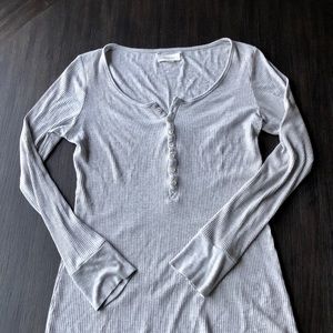 Aritzia Golden by TNA Light Platinum Grey Henley